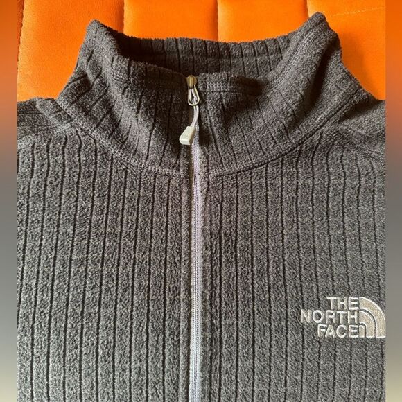 NorthFace  1/4 Zip Fleece - Men’s S - Picture 2 of 5